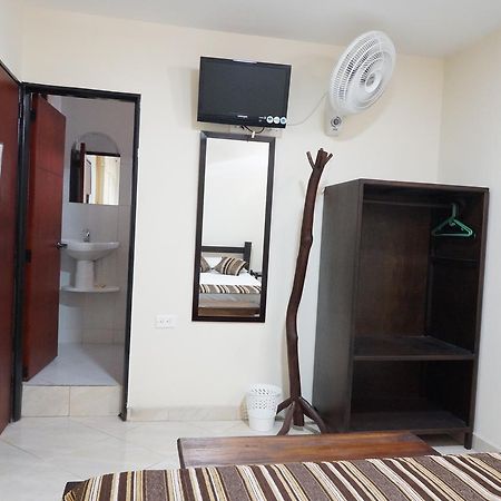 Hotel Esmeralda San Gil Buitenkant foto
